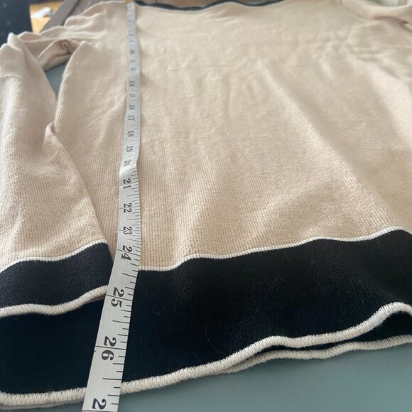 Jones New York Boat neck stripe hem and button details - size small to med - Picture 10 of 10